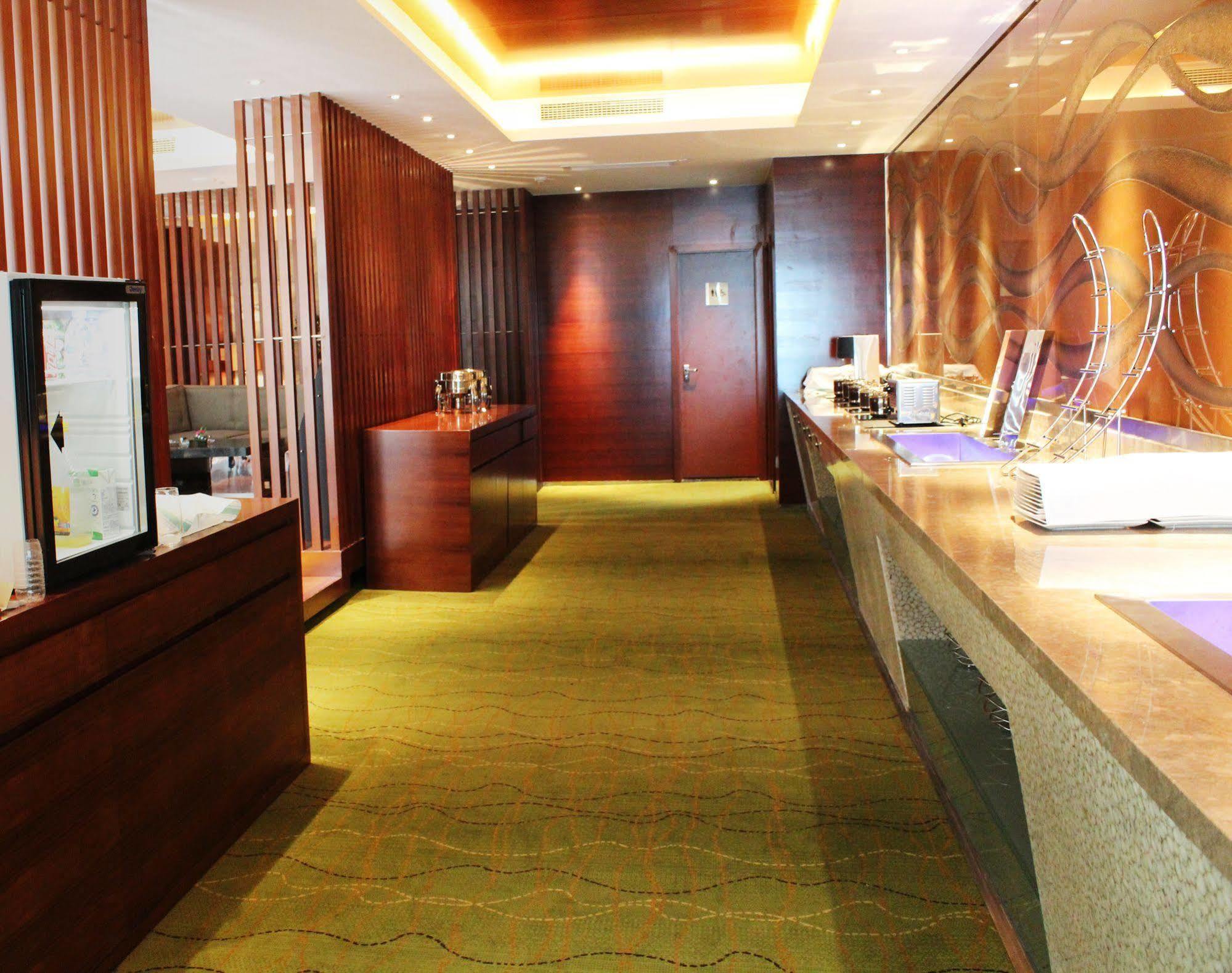 Grand Skylight International Hotel Shenzhen Guanlan, Near Metro Station, Huawei, Foxcnn, Shenzhen North Railway Ngoại thất bức ảnh